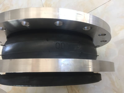 購(gòu)買橡膠接頭從哪幾點(diǎn)入手